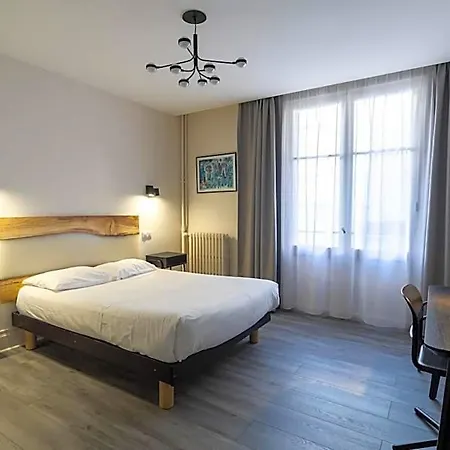 מלון Trianon 2*